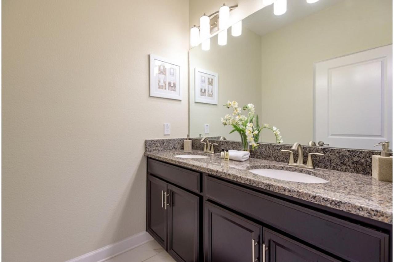 Four-Bedroom Townhome Kissimmee Orlando Exteriör bild